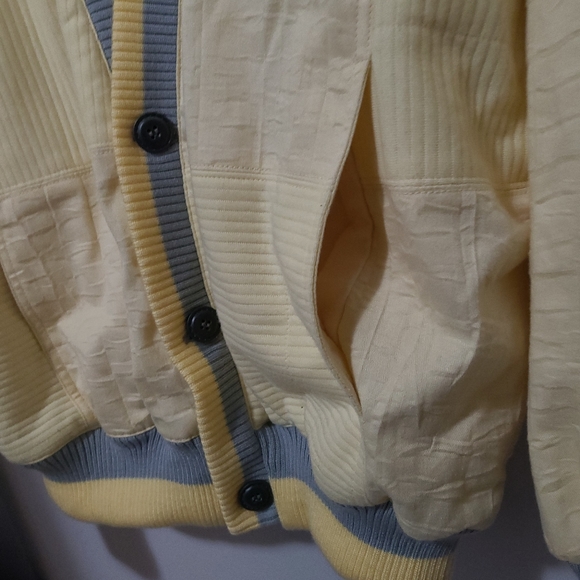 Vintage Bomber Jacket - Picture 6 of 8